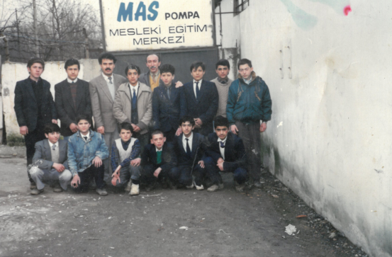 1990